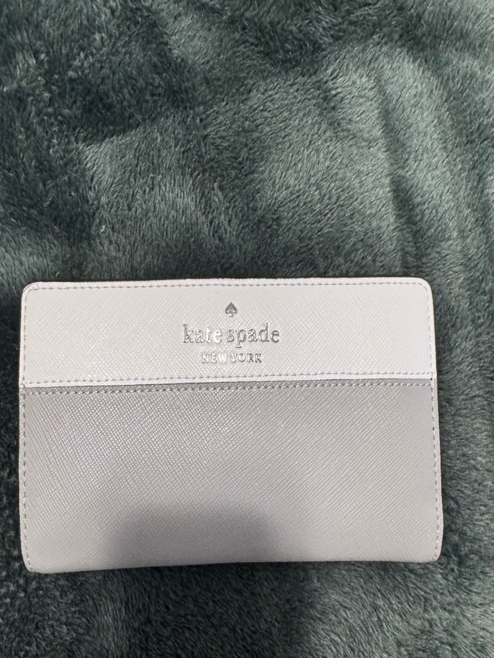 Kate Spade New York Saffiano Leather Large Slim Bifold Wallet | Light Gray